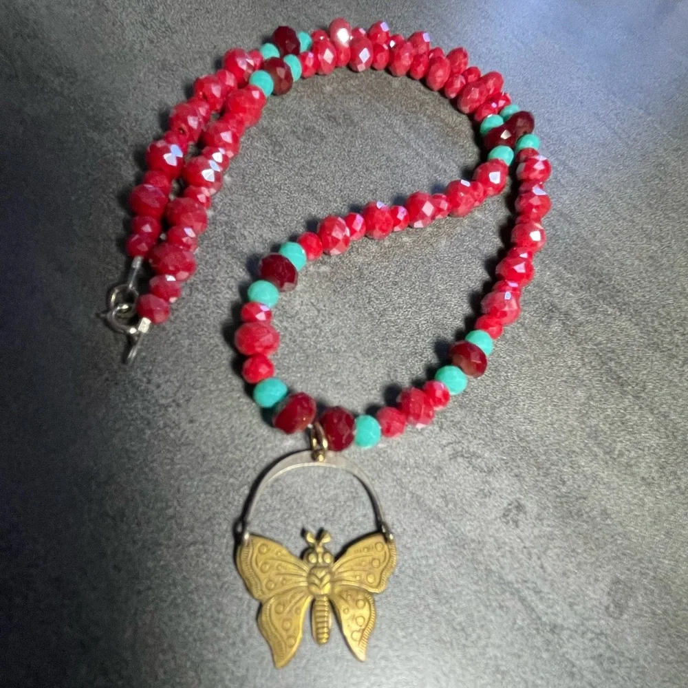 Faceted Crystal Bead Necklace Vintage 70’s Butterfly Moth Pendant